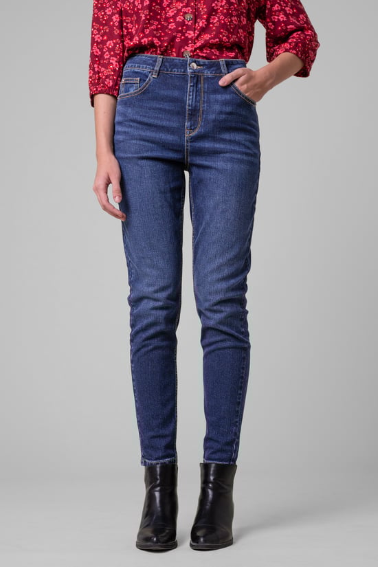 Womens Blue Tapared Leg Jeans