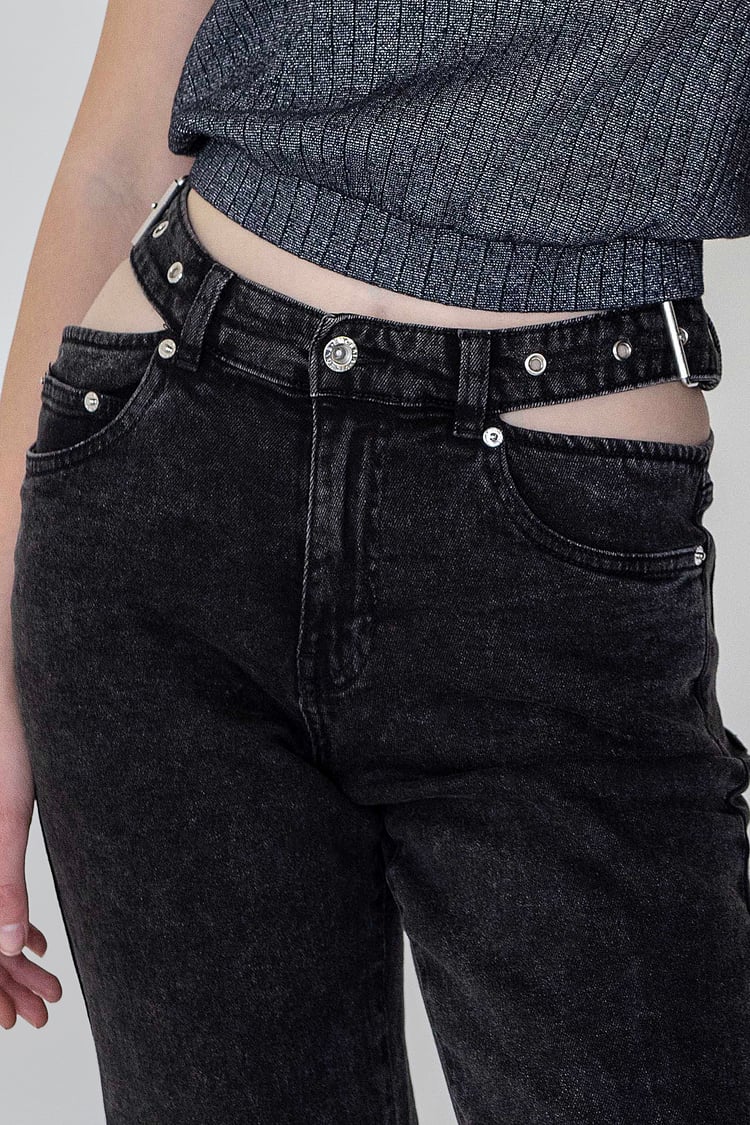 Wide-Leg Comfort Jeans With Waist Cut-Outs