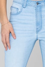 Mid Waist Ankle Length Jeans