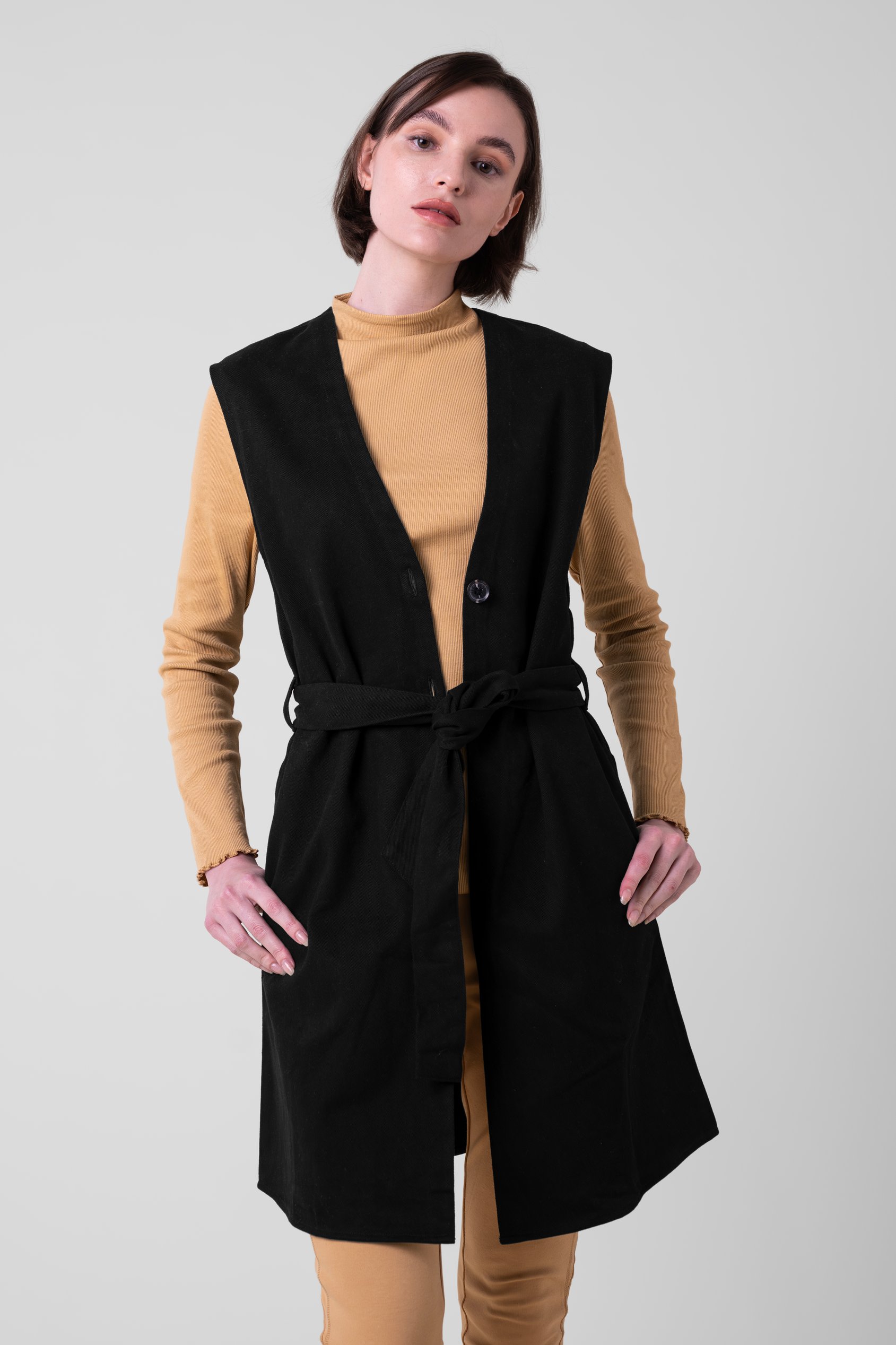 Womens Sleeveless Belted Coat