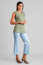 Super Light Cropped Flared Buttoned Jeans