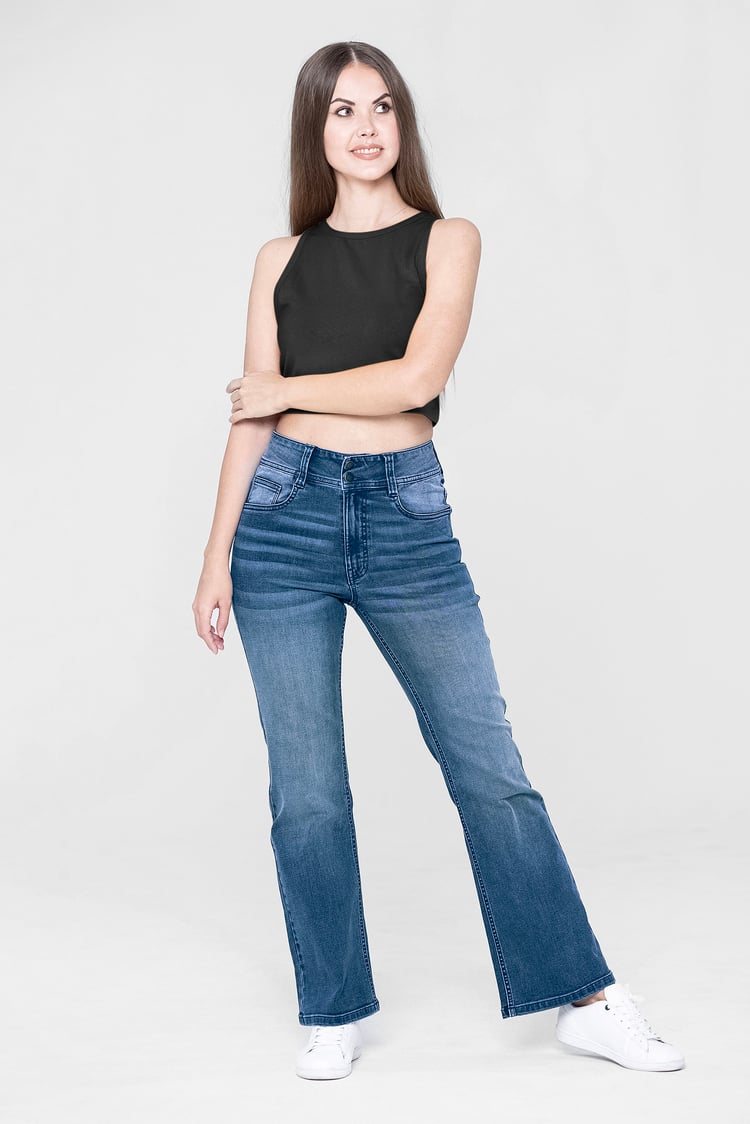 Slim shape Boot cut Jeans