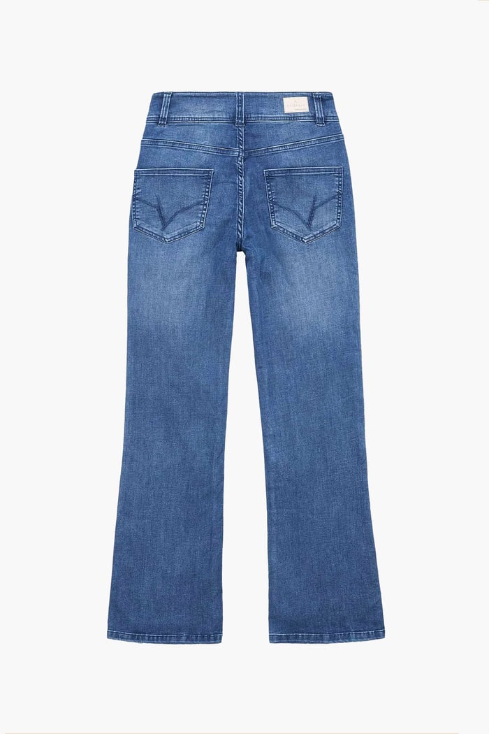 Slim shape Boot cut Jeans