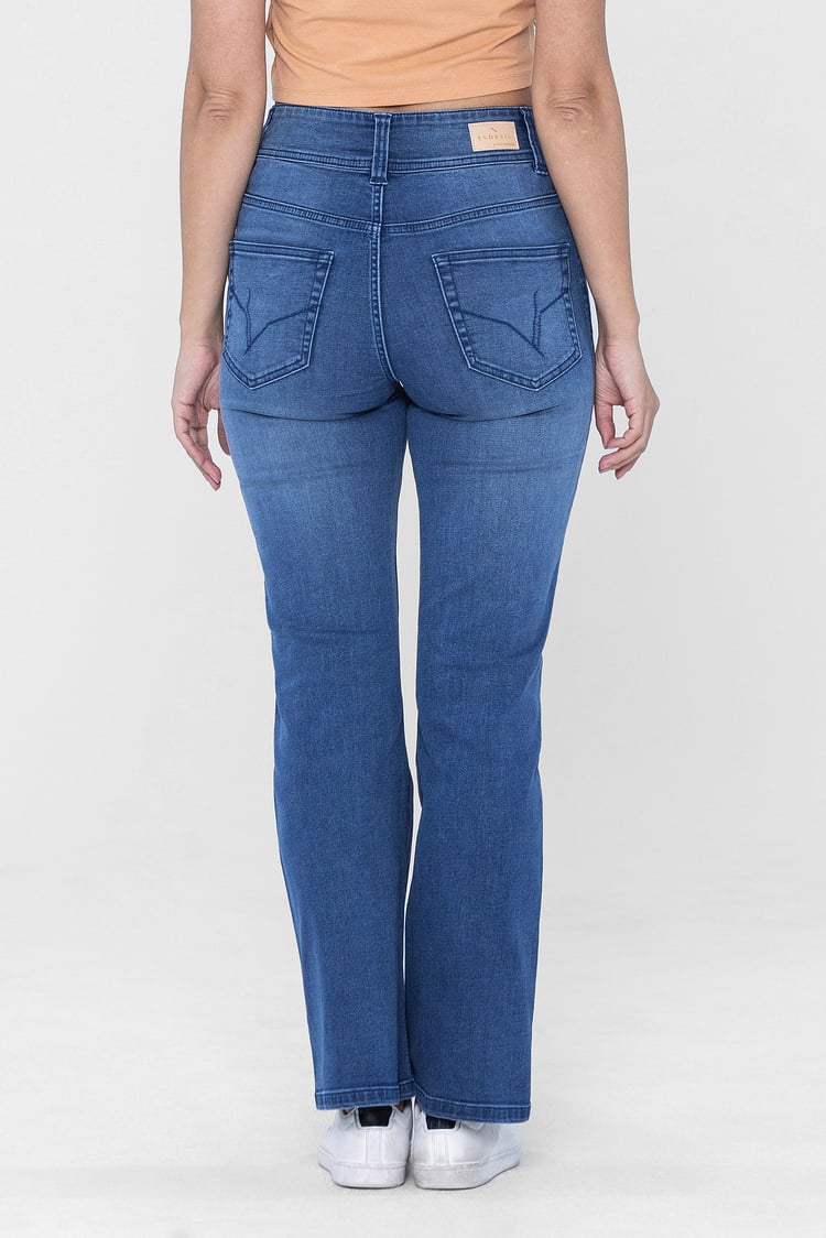 Slim shape Boot cut Jeans