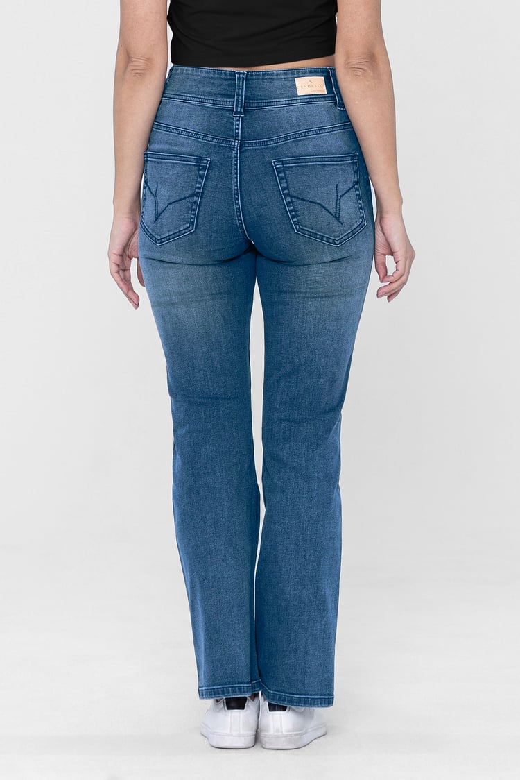 Slim shape Boot cut Jeans
