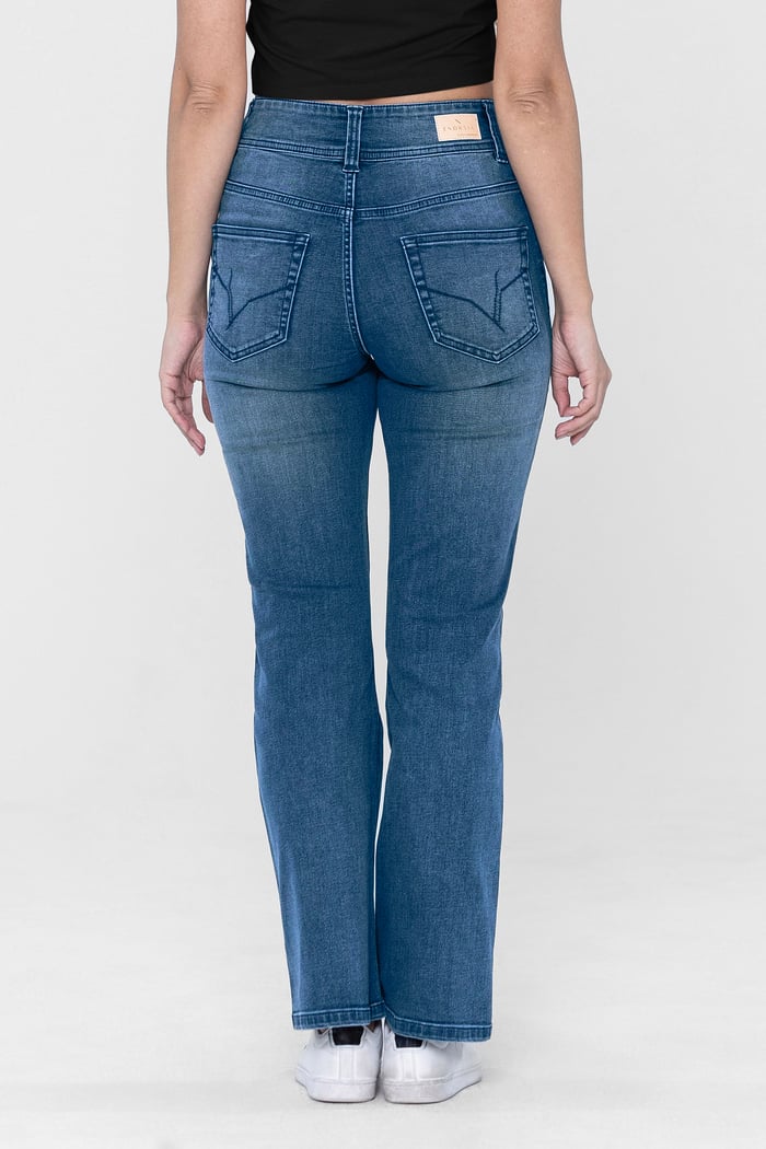 Slim shape Boot cut Jeans