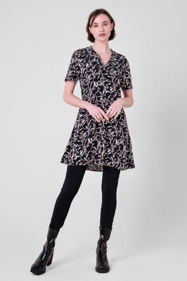 Womens Leaf Print Dress With Collar