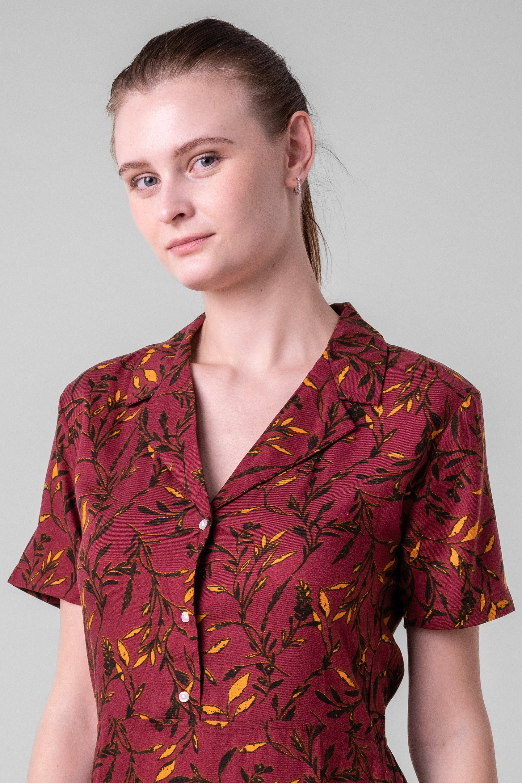 Womens Leaf Print Dress With Collar