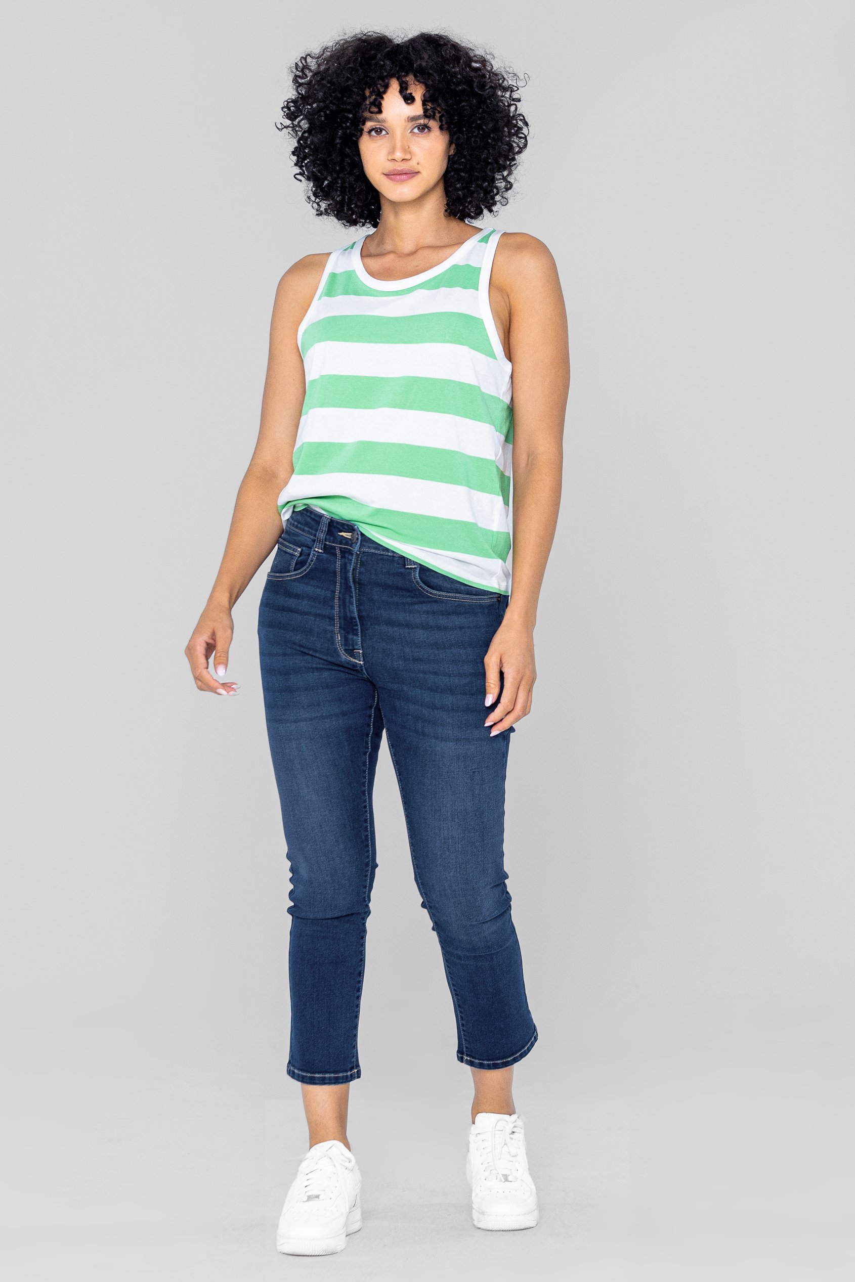 Super Stretch Skinny Capri Jeans