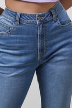 High Waist Girlfriend Fit Leg Jeans