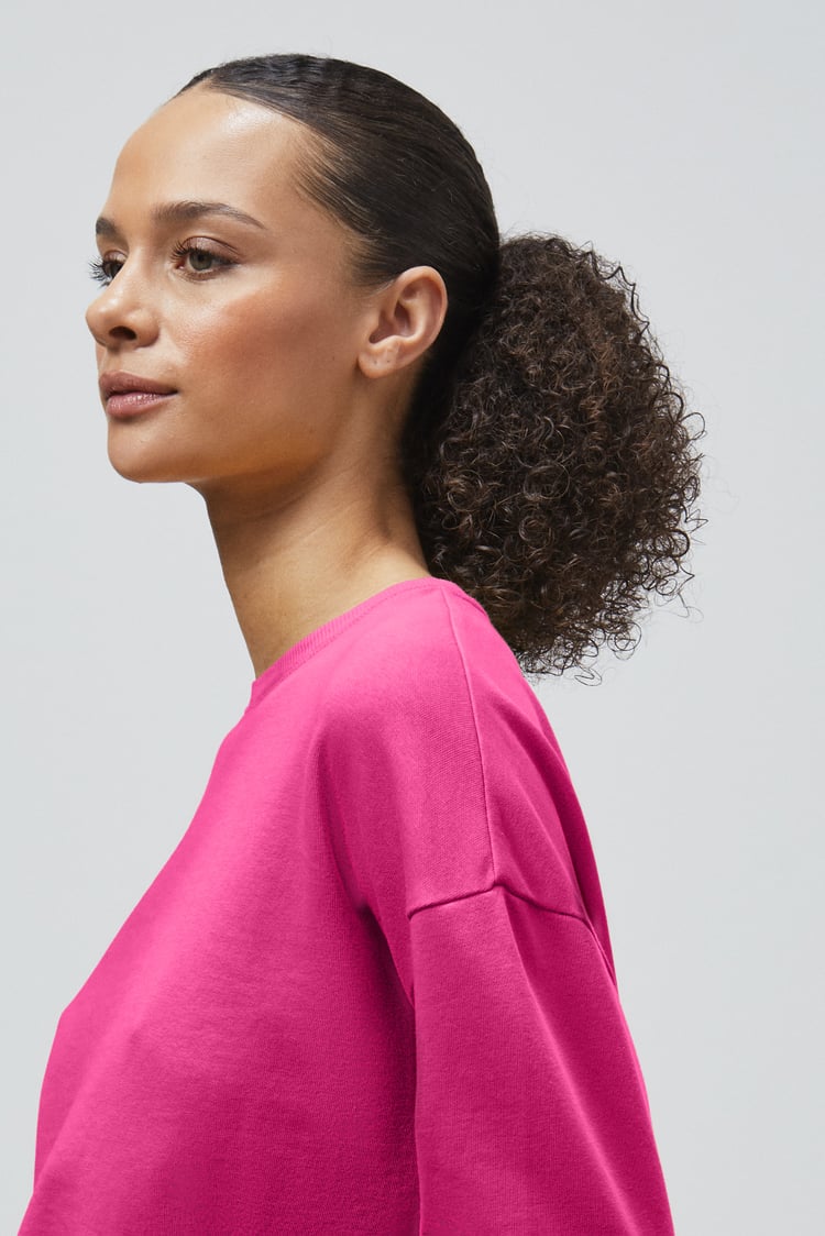 Ribbed Hem Cropped Sweatshirt