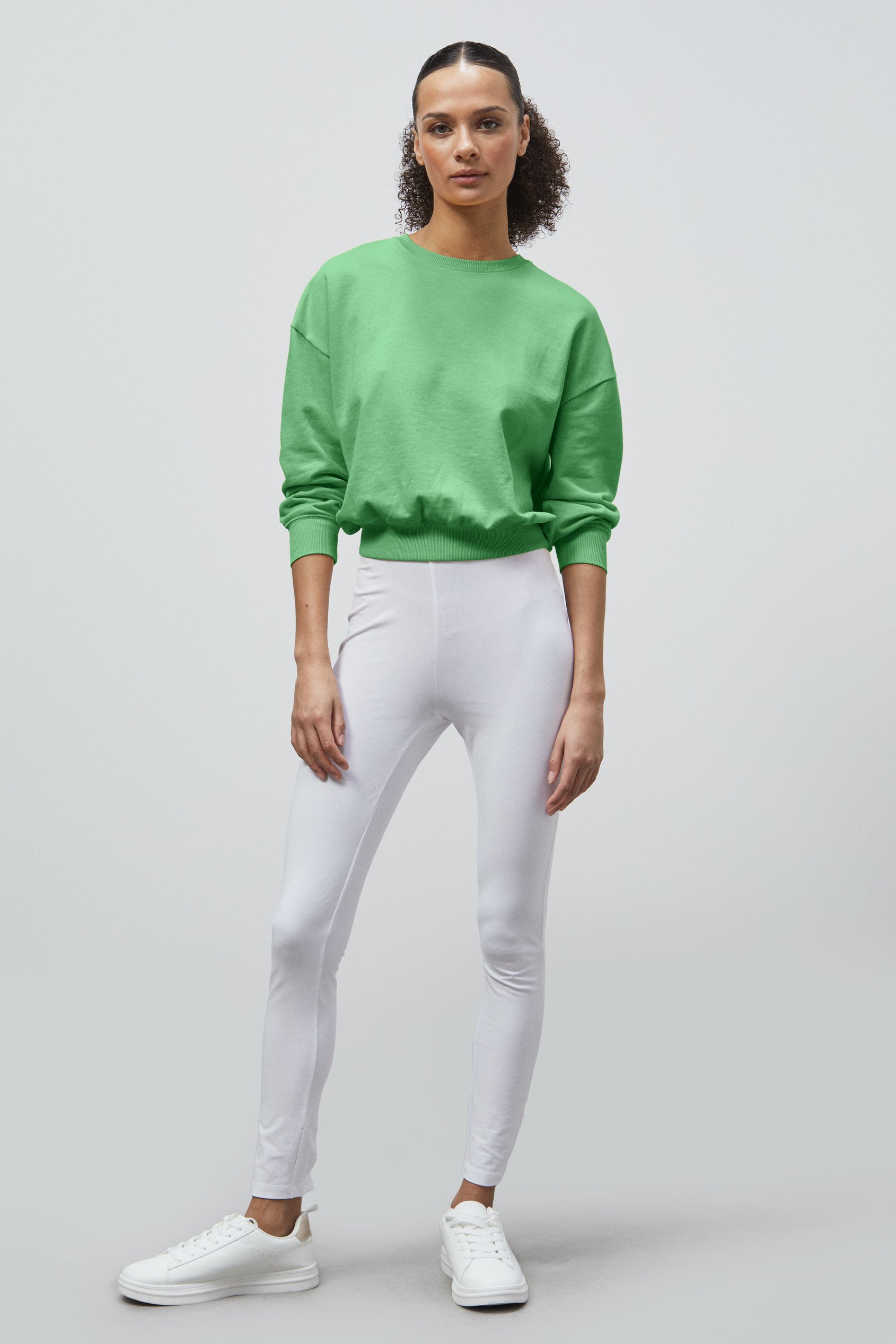 Ribbed Hem Cropped Sweatshirt