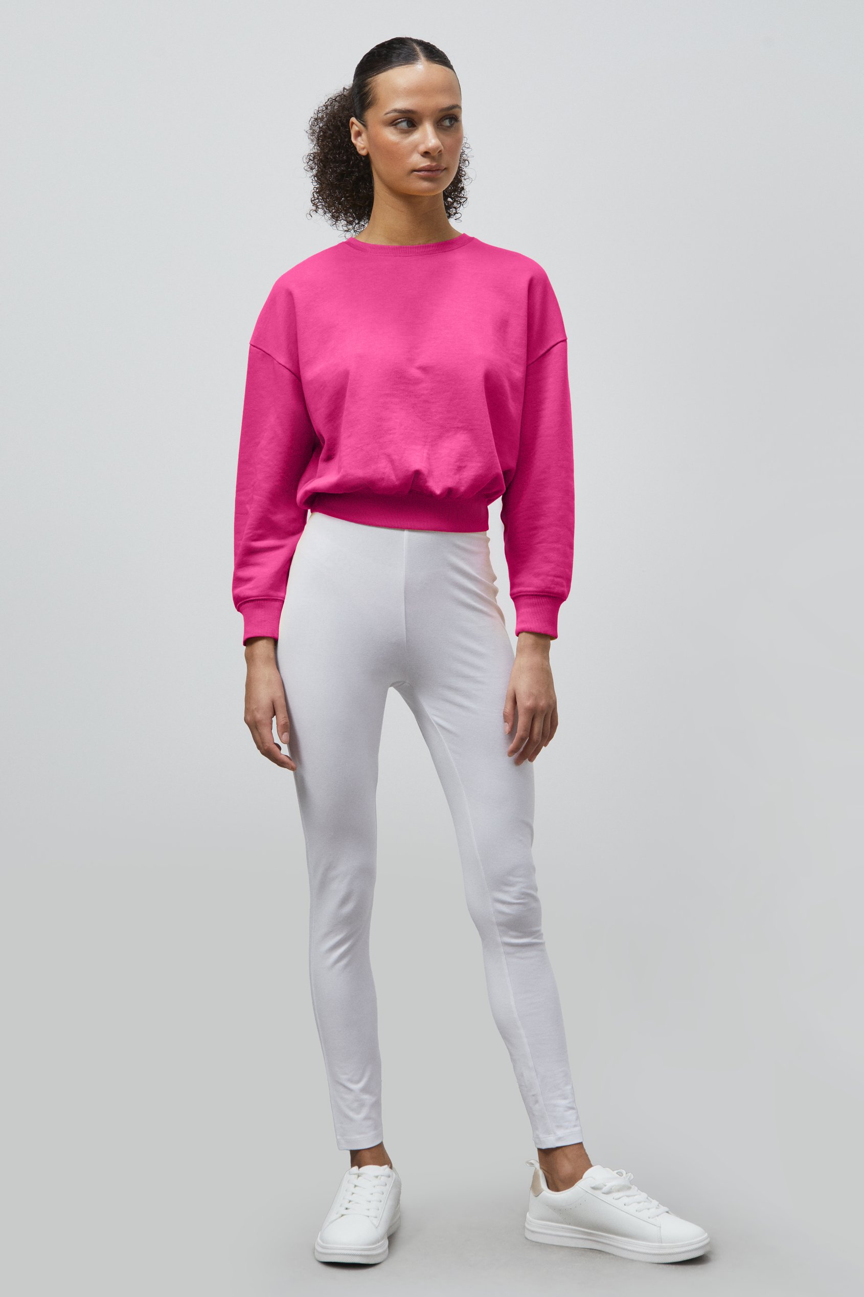 Ribbed Hem Cropped Sweatshirt