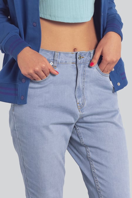 Womens Sky Curve High Rise Straight Jeans