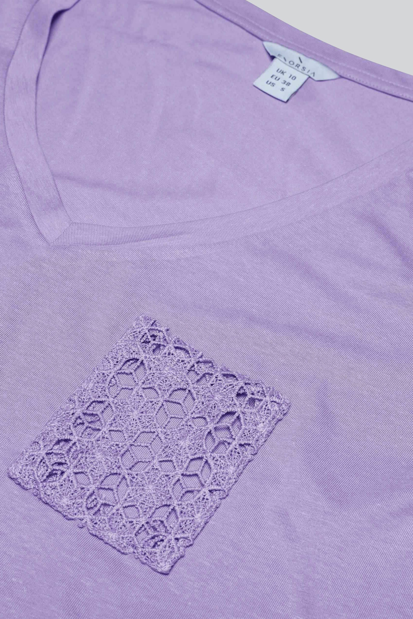 Lace Pocket V-Neck Tee