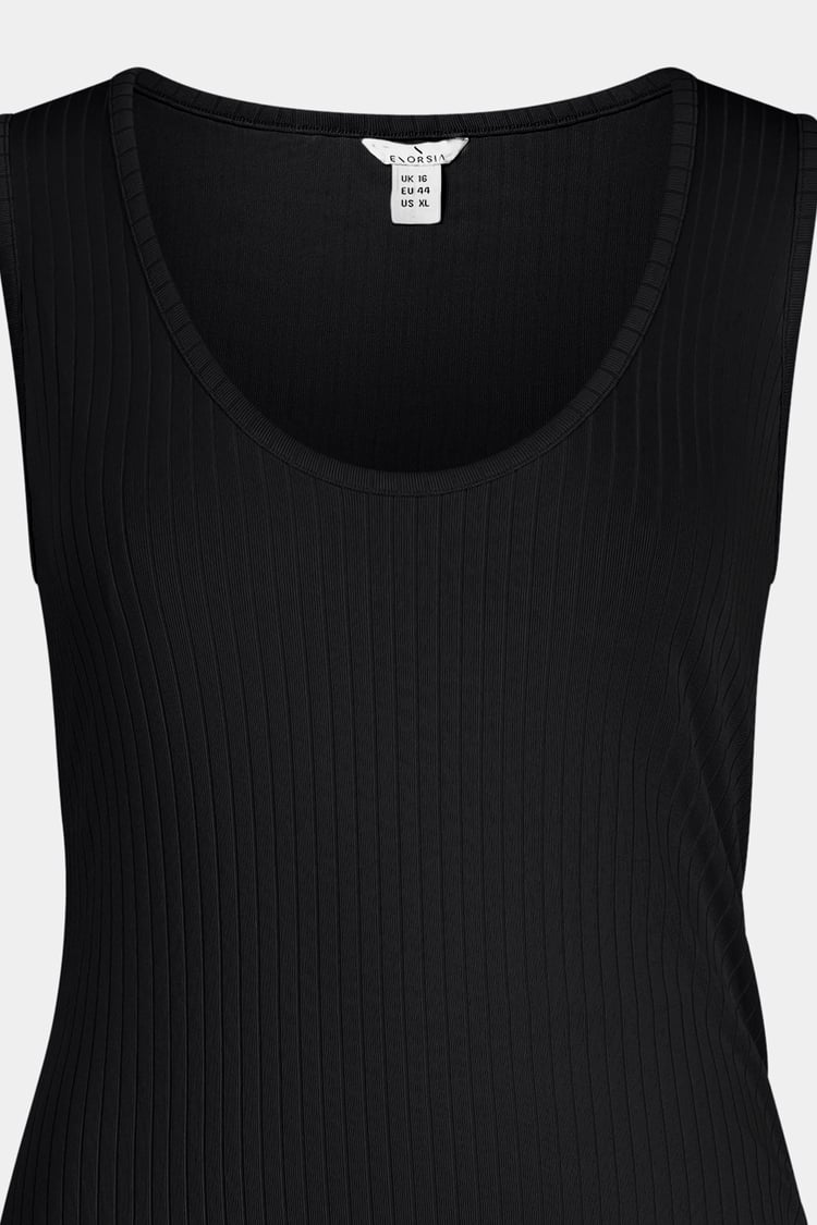 Chic Slim-Fit Dress with Mesh Detail