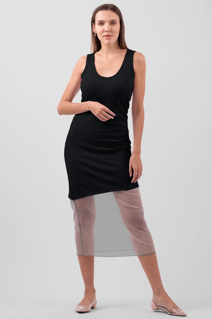 Chic Slim-Fit Dress with Mesh Detail