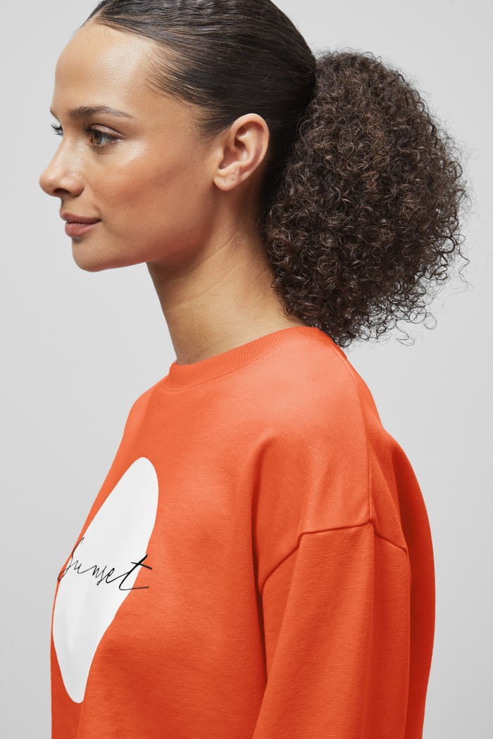 Raw Edge Chest Print Sweatshirt