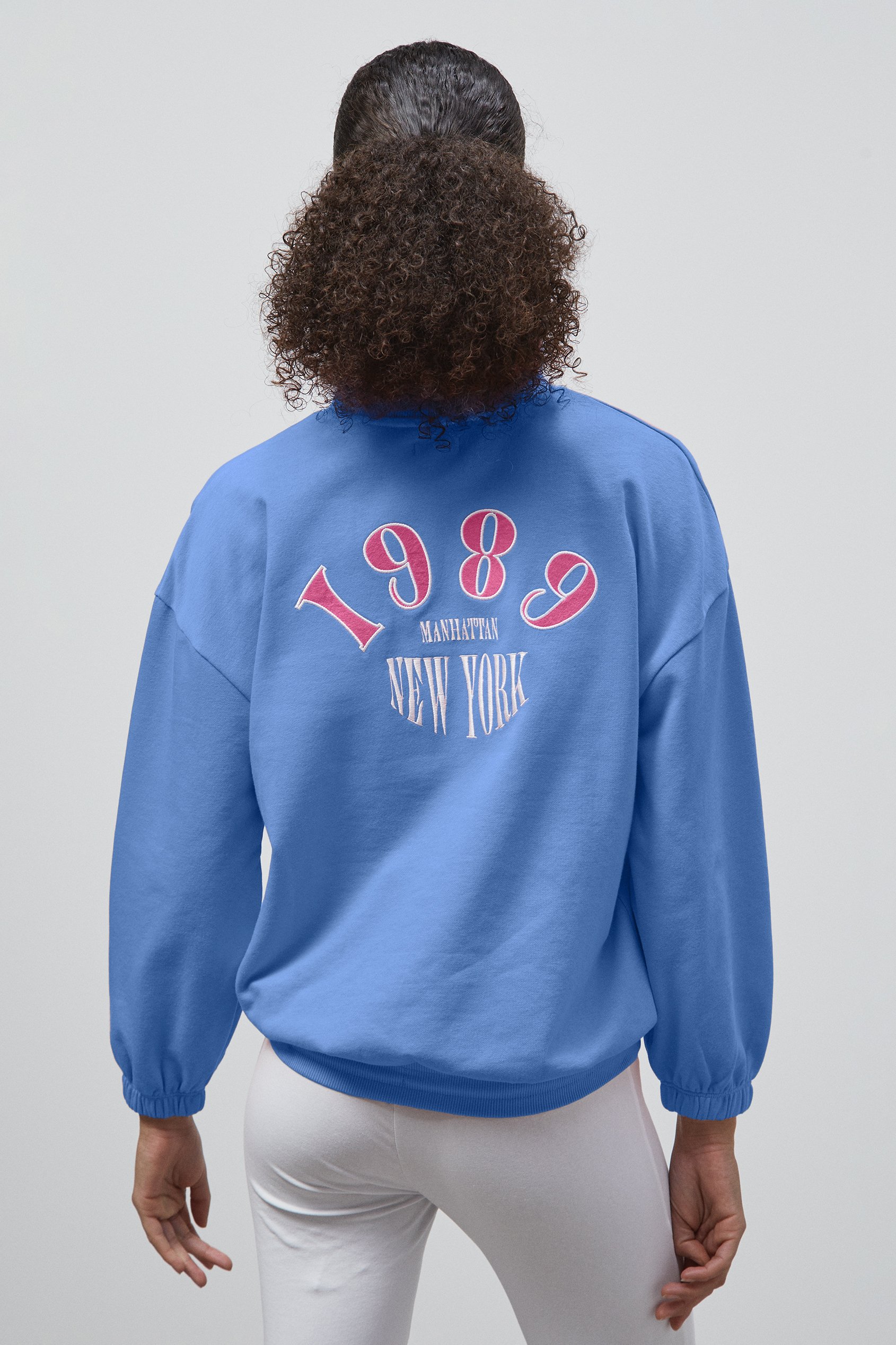 Half Zip High Neck Embroidery Sweatshirt