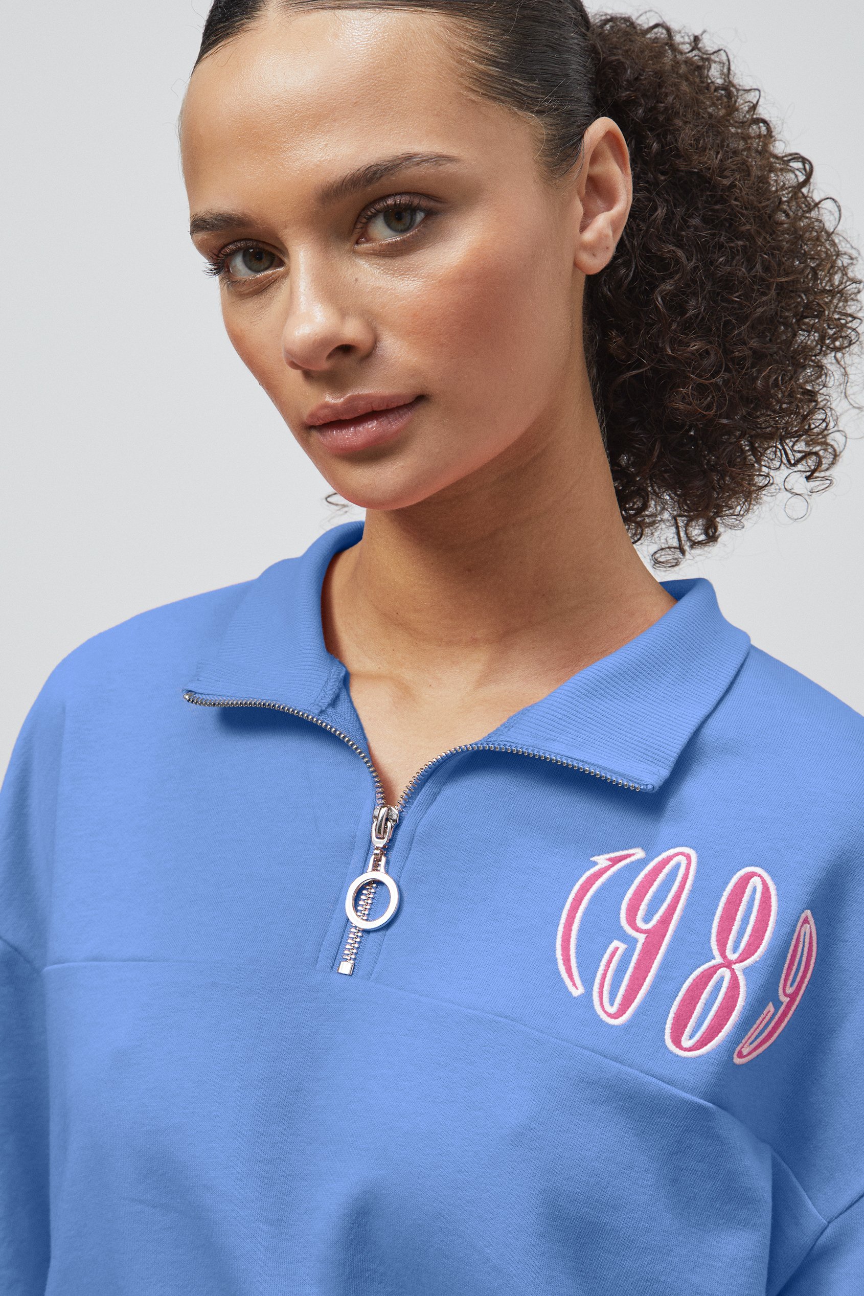 Half Zip High Neck Embroidery Sweatshirt