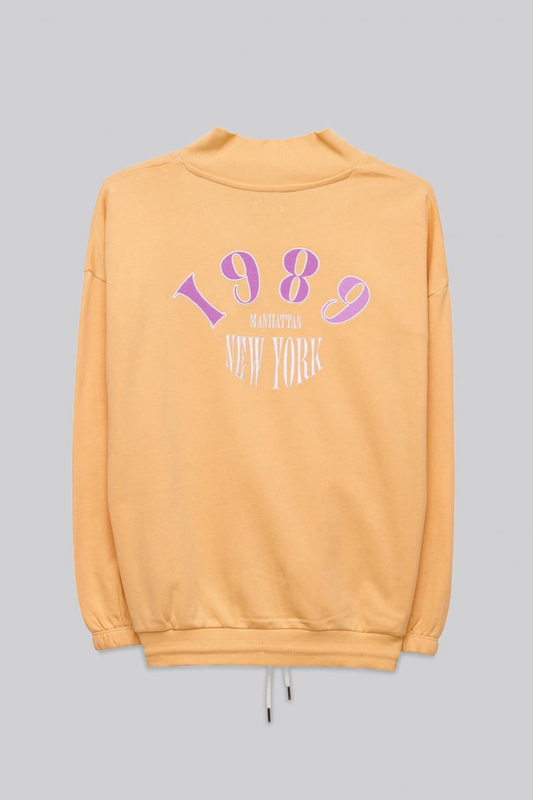 Half Zip High Neck Embroidery Sweatshirt