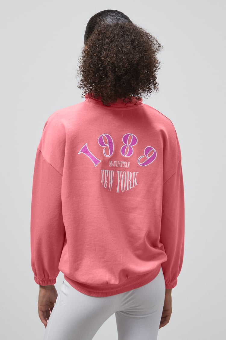 Half Zip High Neck Embroidery Sweatshirt