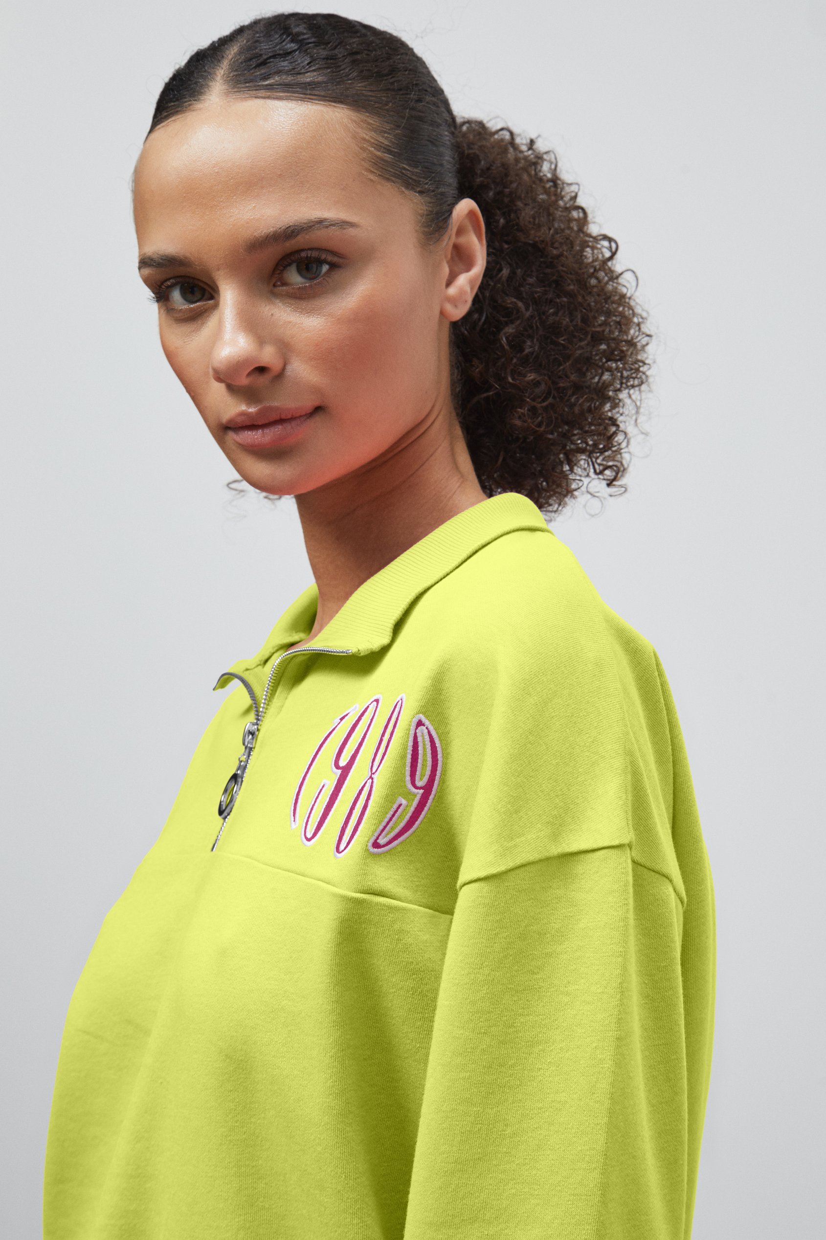 Half Zip High Neck Embroidery Sweatshirt