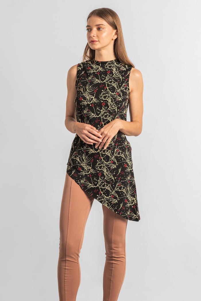 Asymmetric Hem Sleeveless Printed Top