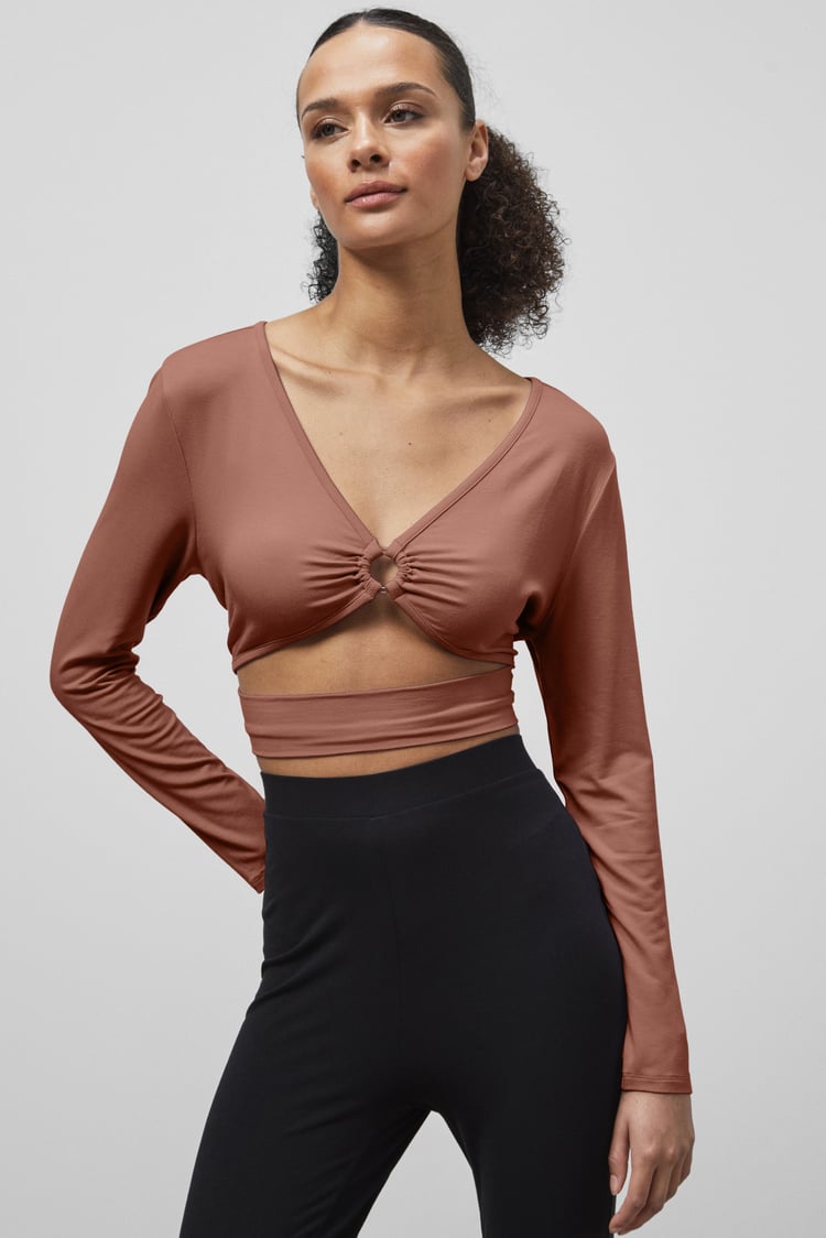 O-Ring Cut Out V-Neck Long Sleeves Top