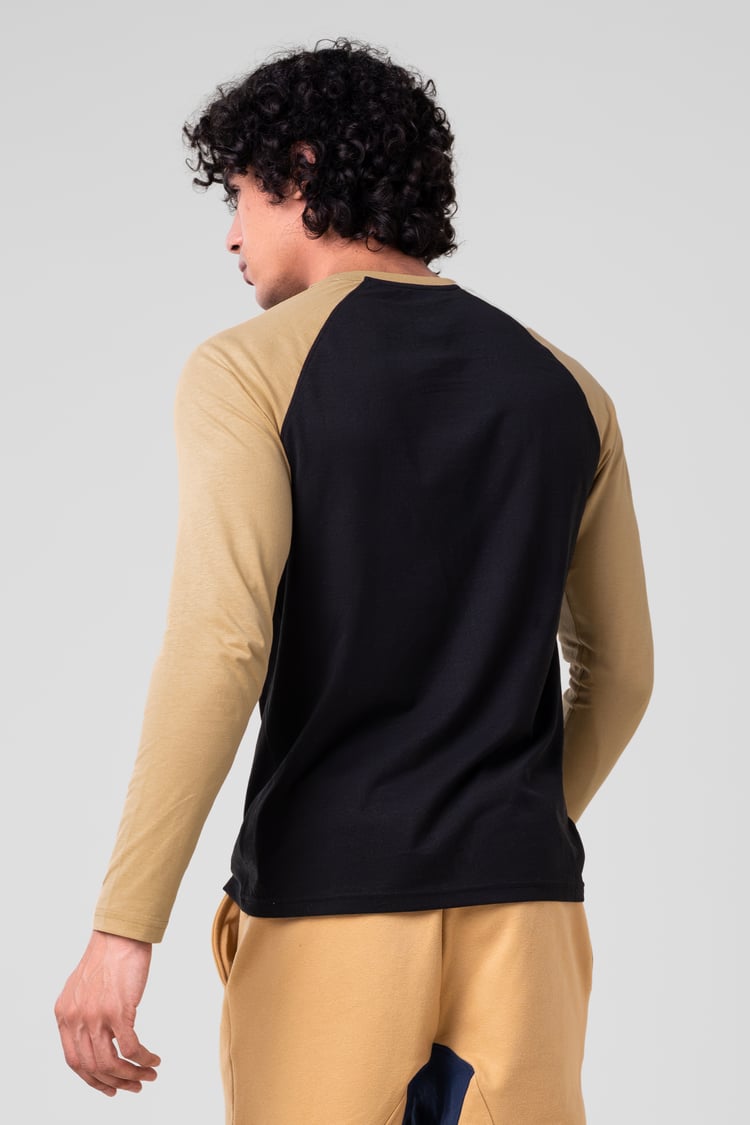 Classic  Raglan Sleeve T-Shirt