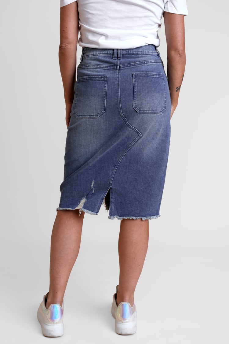 Women's Distressed Hem Denim Skirt