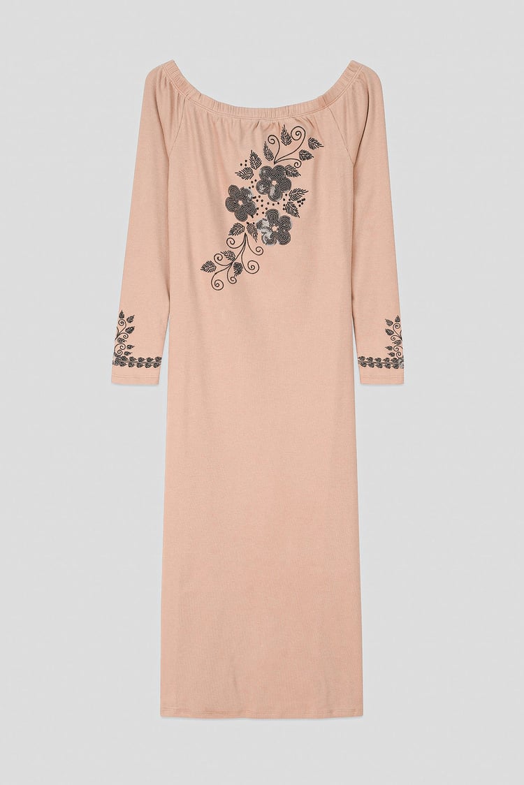 Off Shoulder Embroidery Decor Midi Dress