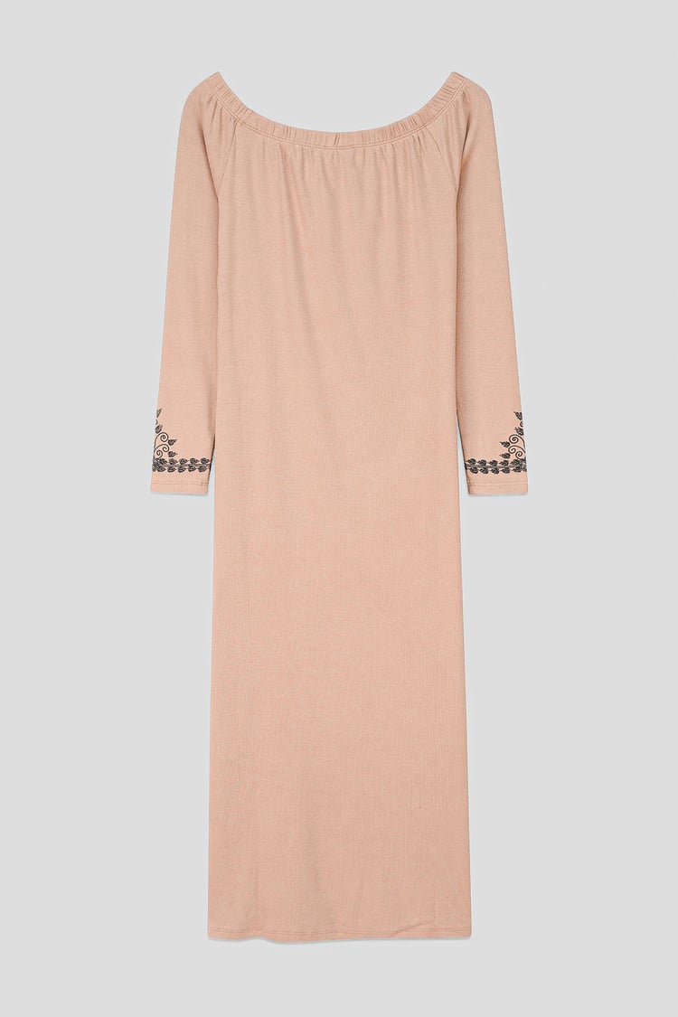 Off Shoulder Embroidery Decor Midi Dress