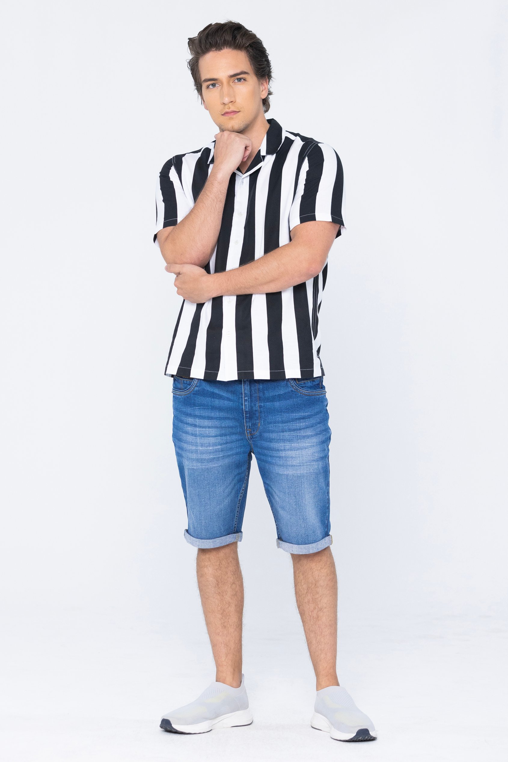 Skinny Fit Turned Denim Shorts