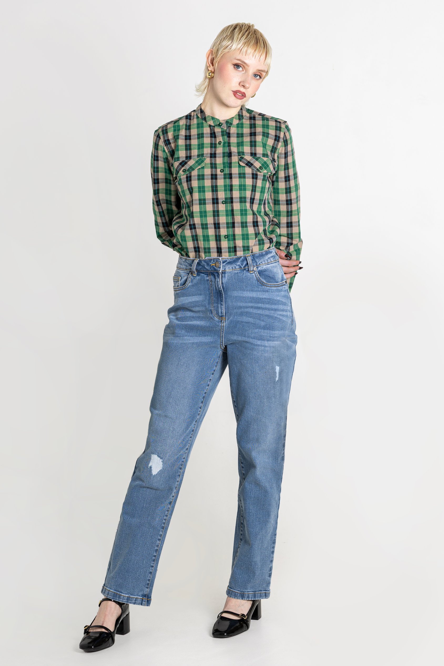 Womens Regular Fit Paper-Touch Poplin Shirt