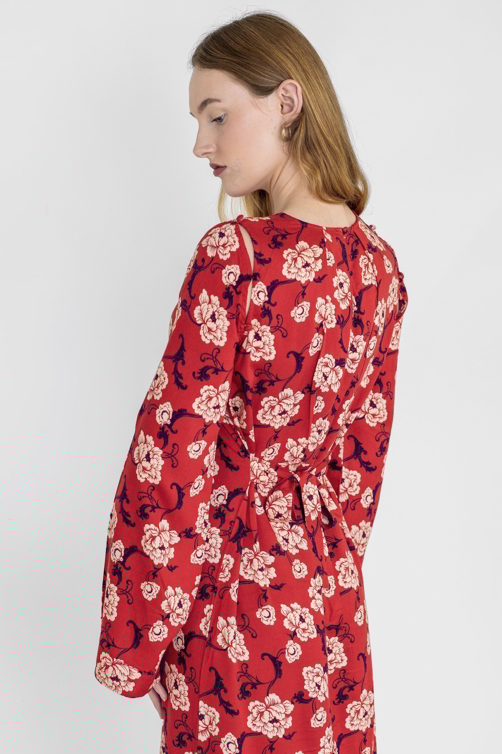 Floral Elegance Maxi Dress With Removable Sleeve