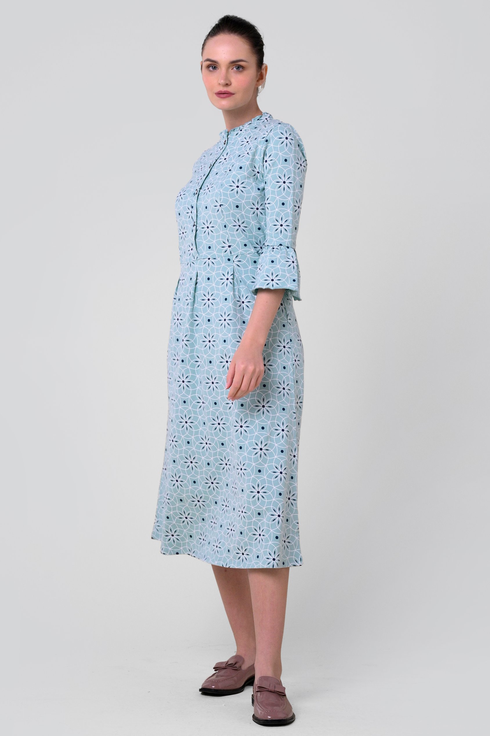 Ditsy Floral Flounce Sleeve Midi Dress