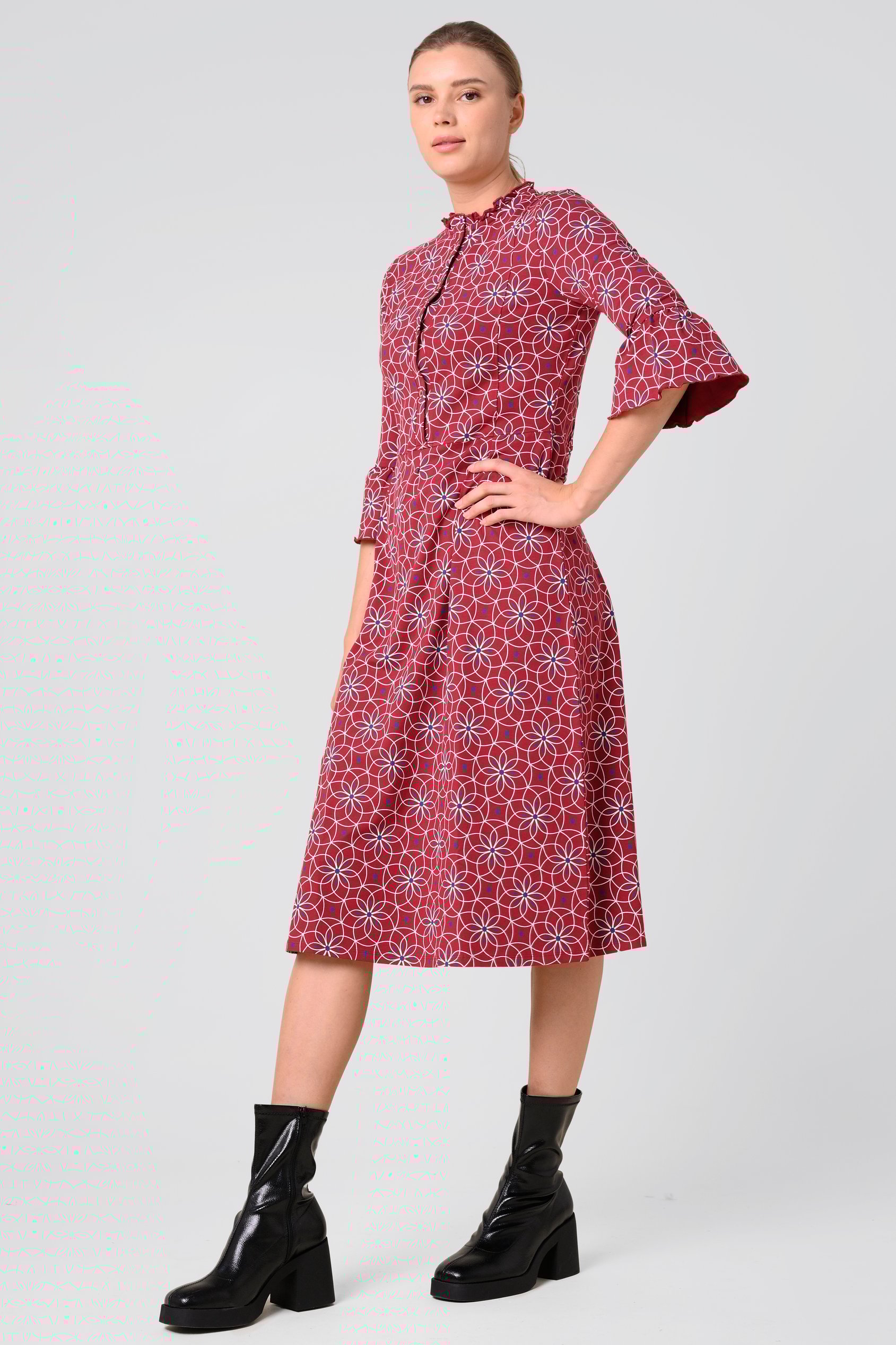 Ditsy Floral Flounce Sleeve Midi Dress