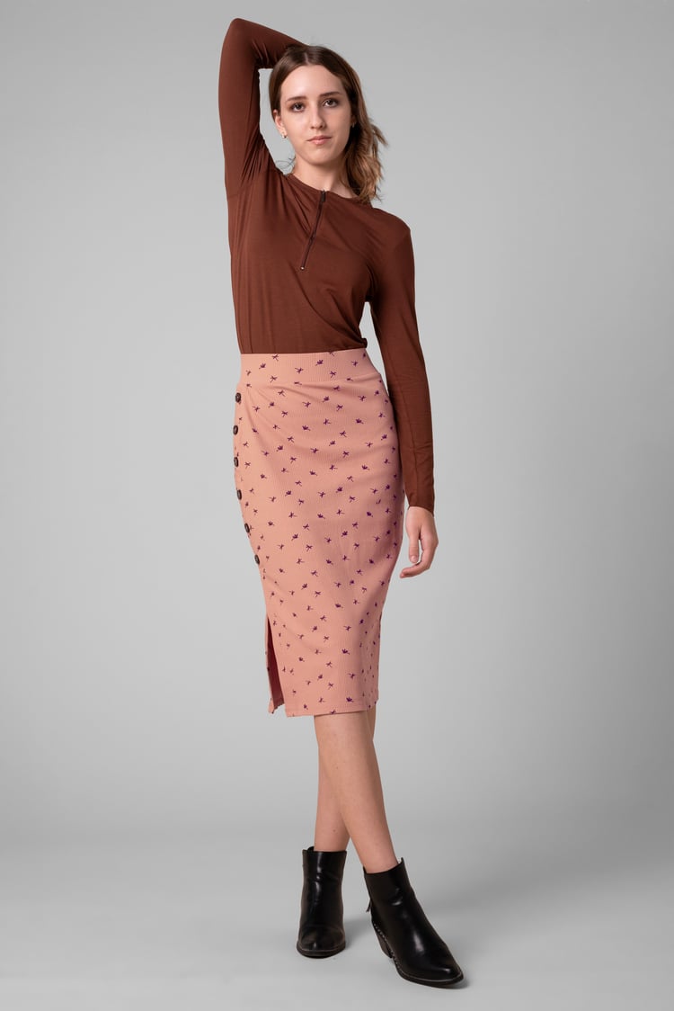 Side Button Split Ribbed Skirt