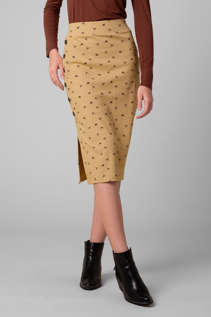 Side Button Split Ribbed Skirt