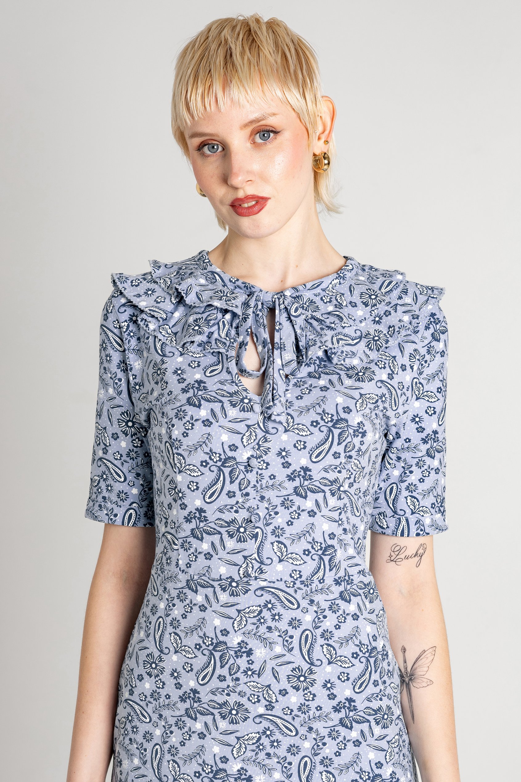 Double Layer Ruffles And Tie Fastening Midi Dress