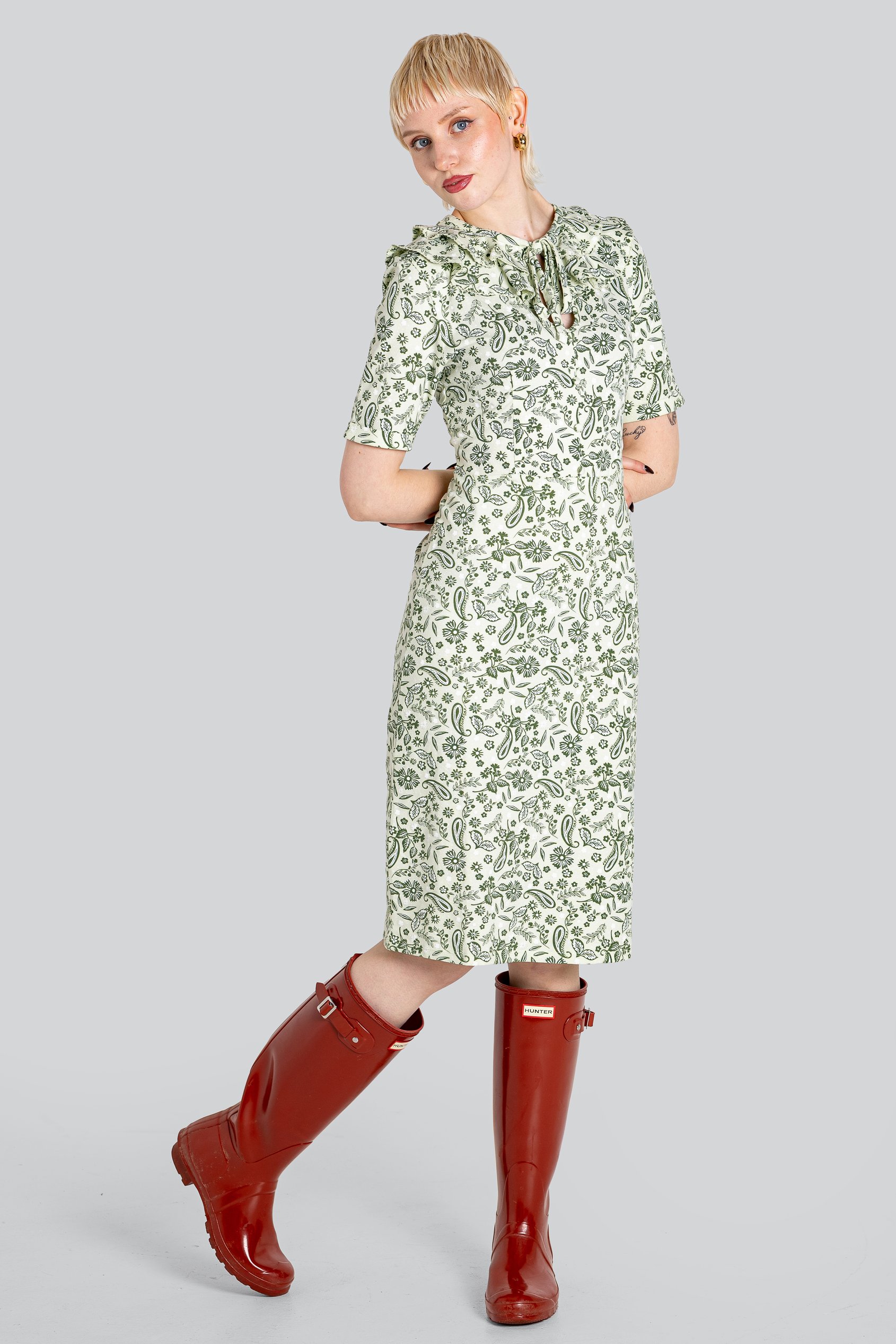 Double Layer Ruffles And Tie Fastening Midi Dress