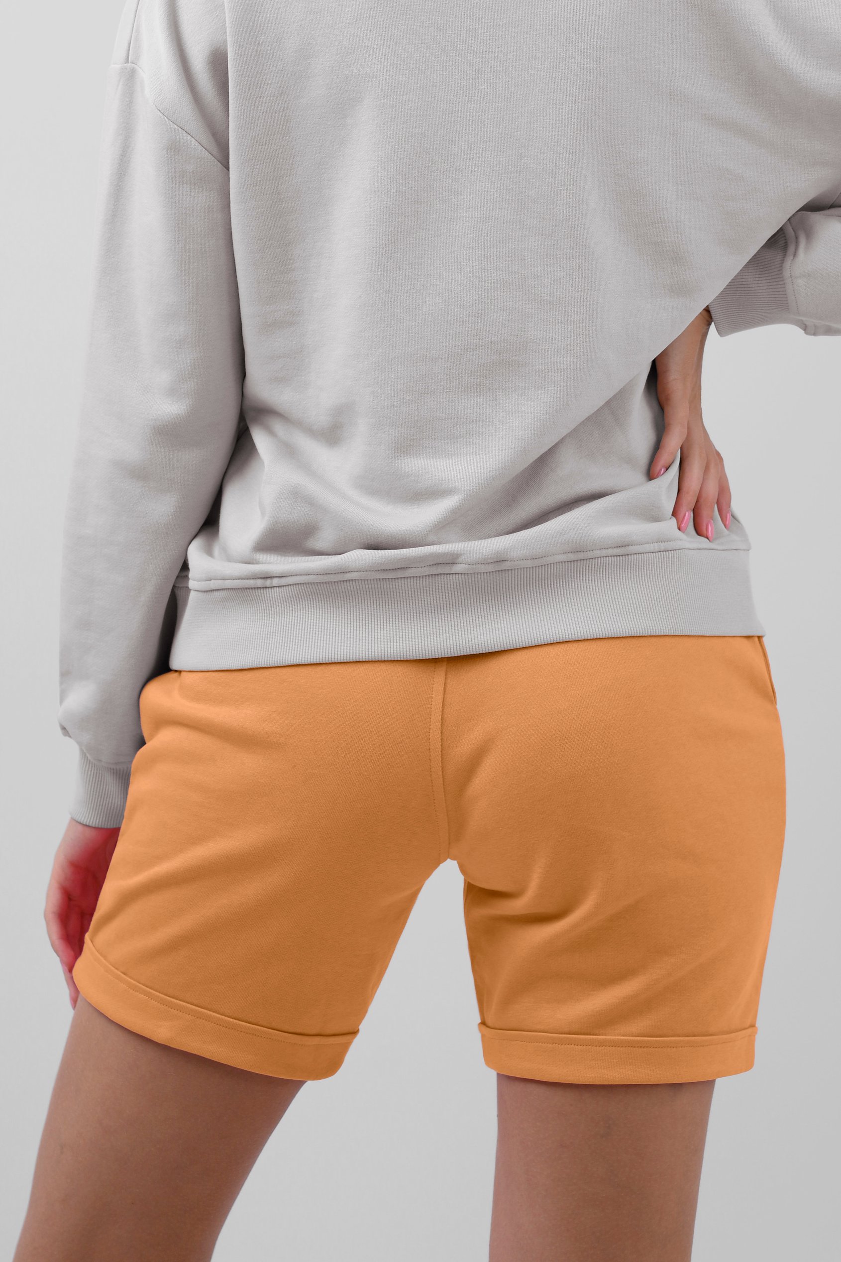 Womens Roll Up Pull-on Shorts