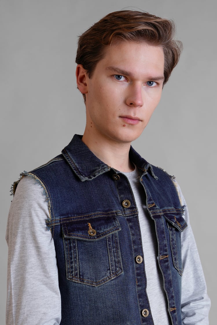 Regular Fit Stretch Denim Sleeveless Jacket