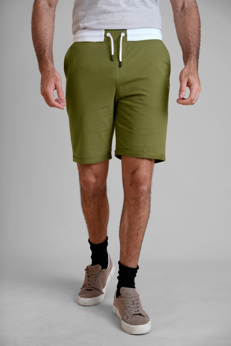 Contrast Waistband Regular Fit Shorts