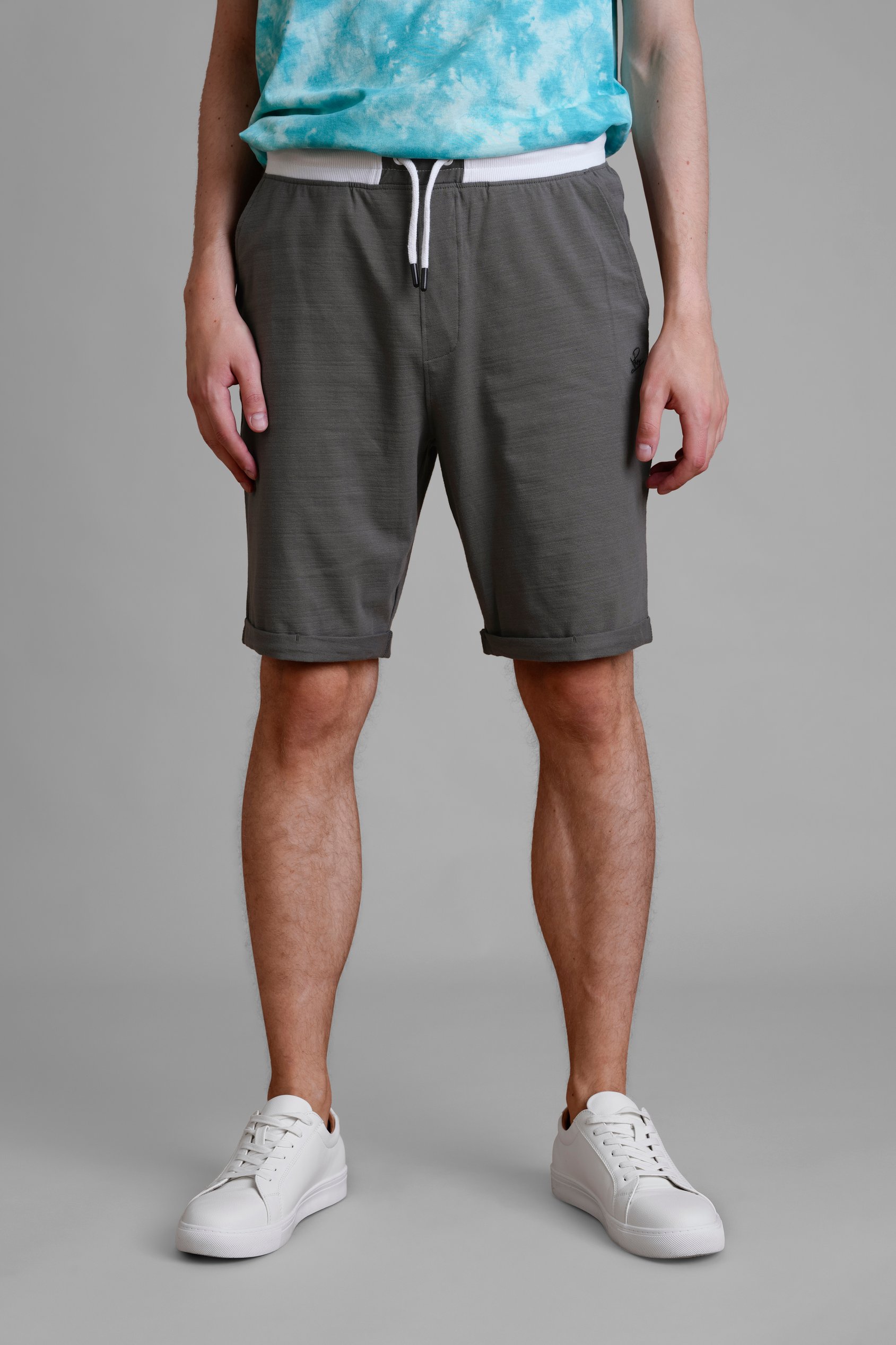 Contrast Waistband Regular Fit Shorts