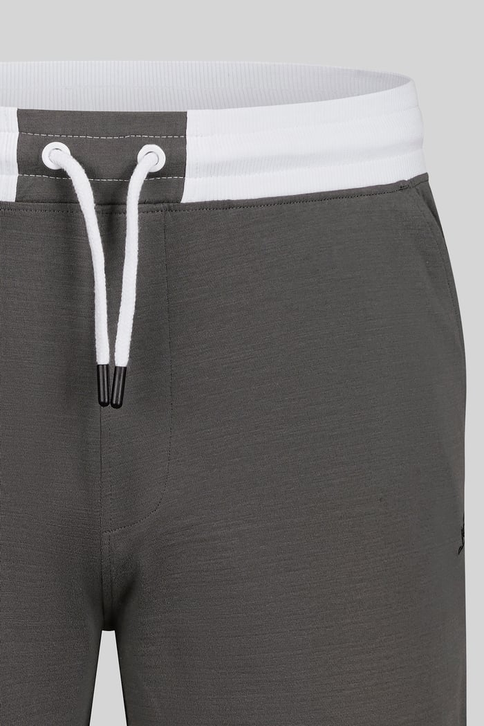 Contrast Waistband Regular Fit Shorts