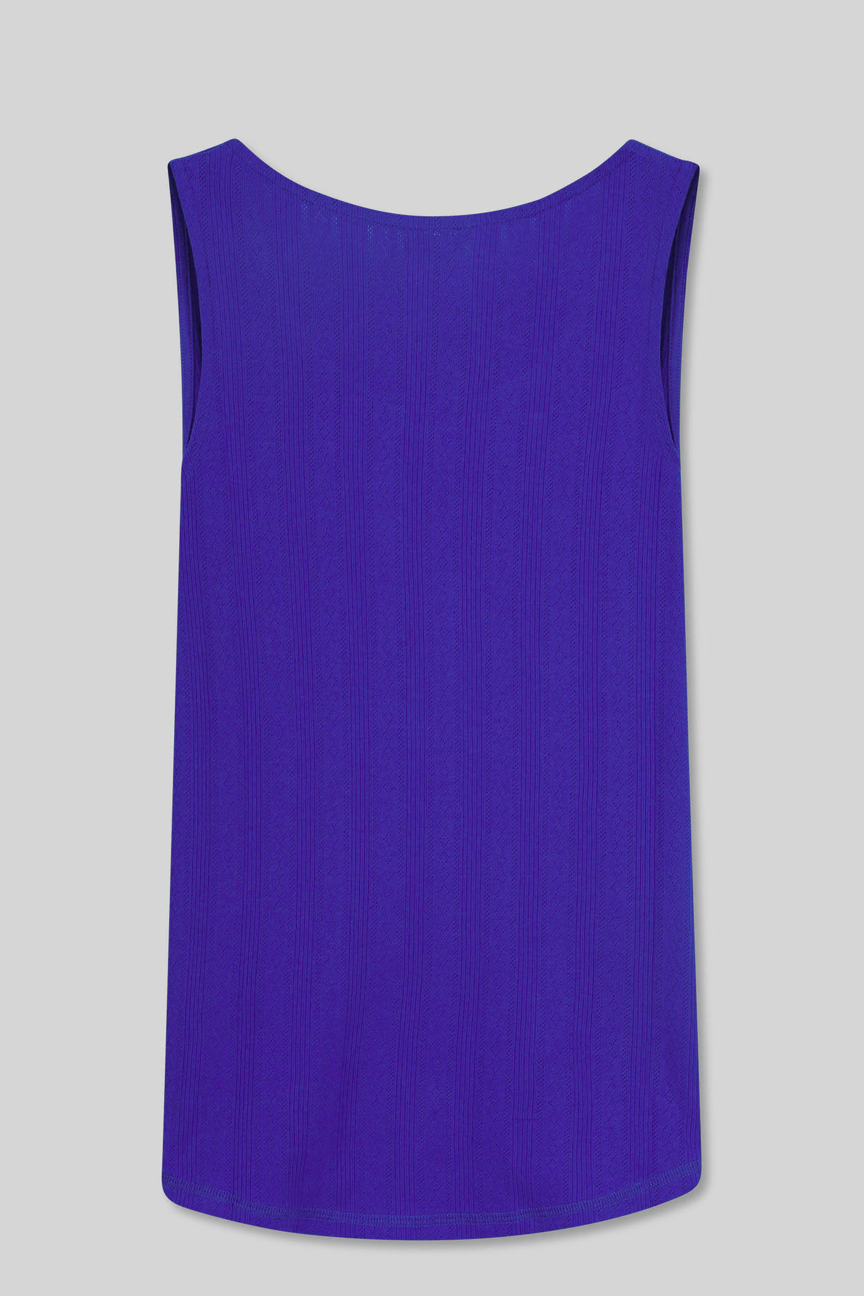 Textured Sleeveless V-neck Tank Top