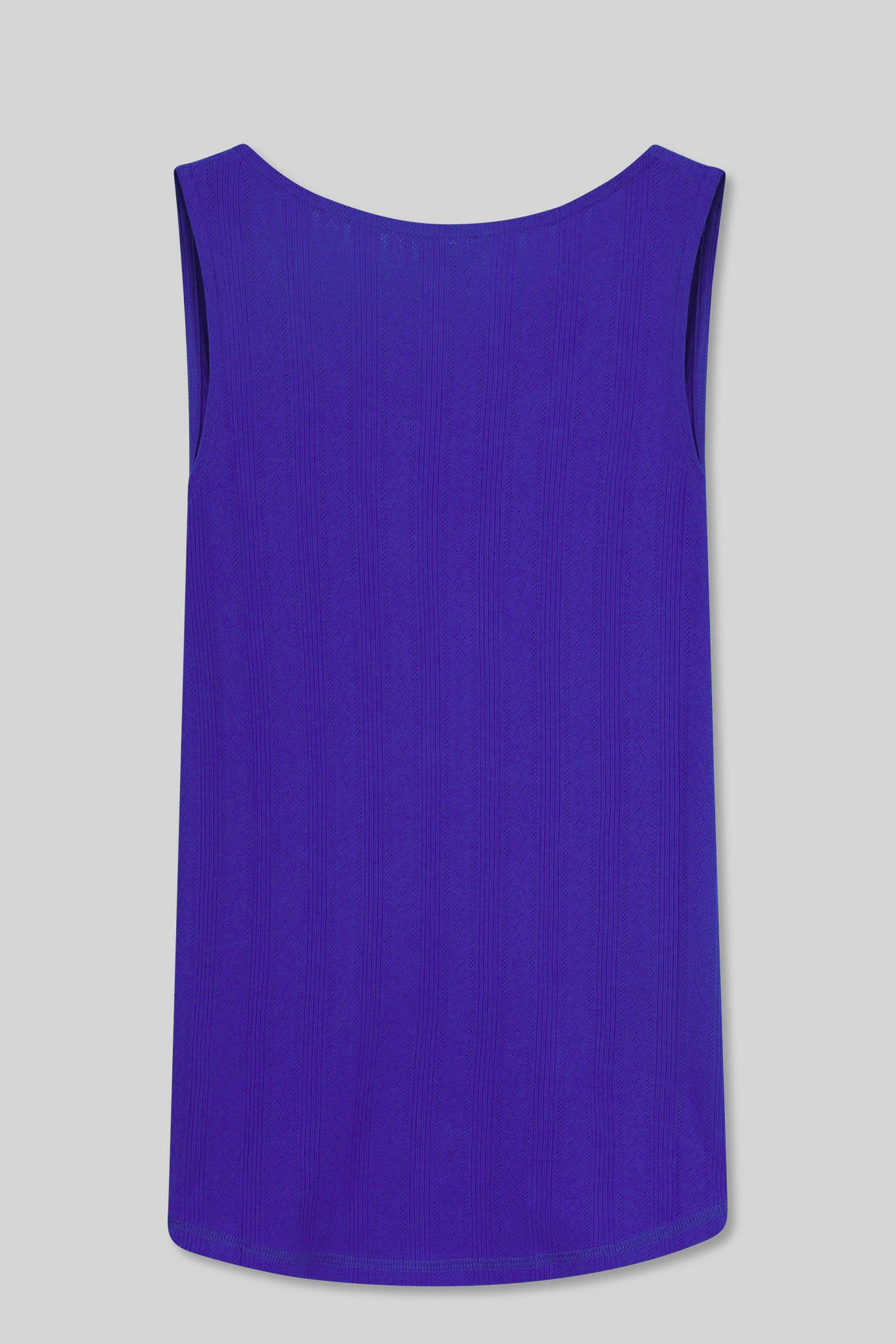 Textured Sleeveless V-neck Tank Top