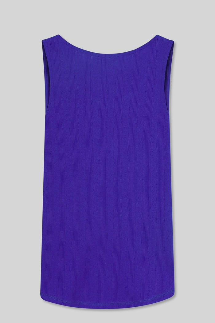 Textured Sleeveless V-neck Tank Top